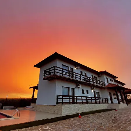 Resedinta Printeselor בית הארחה ואדו